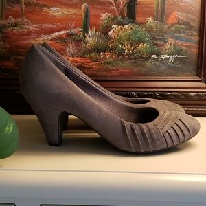 Abella Gray Suede Heels